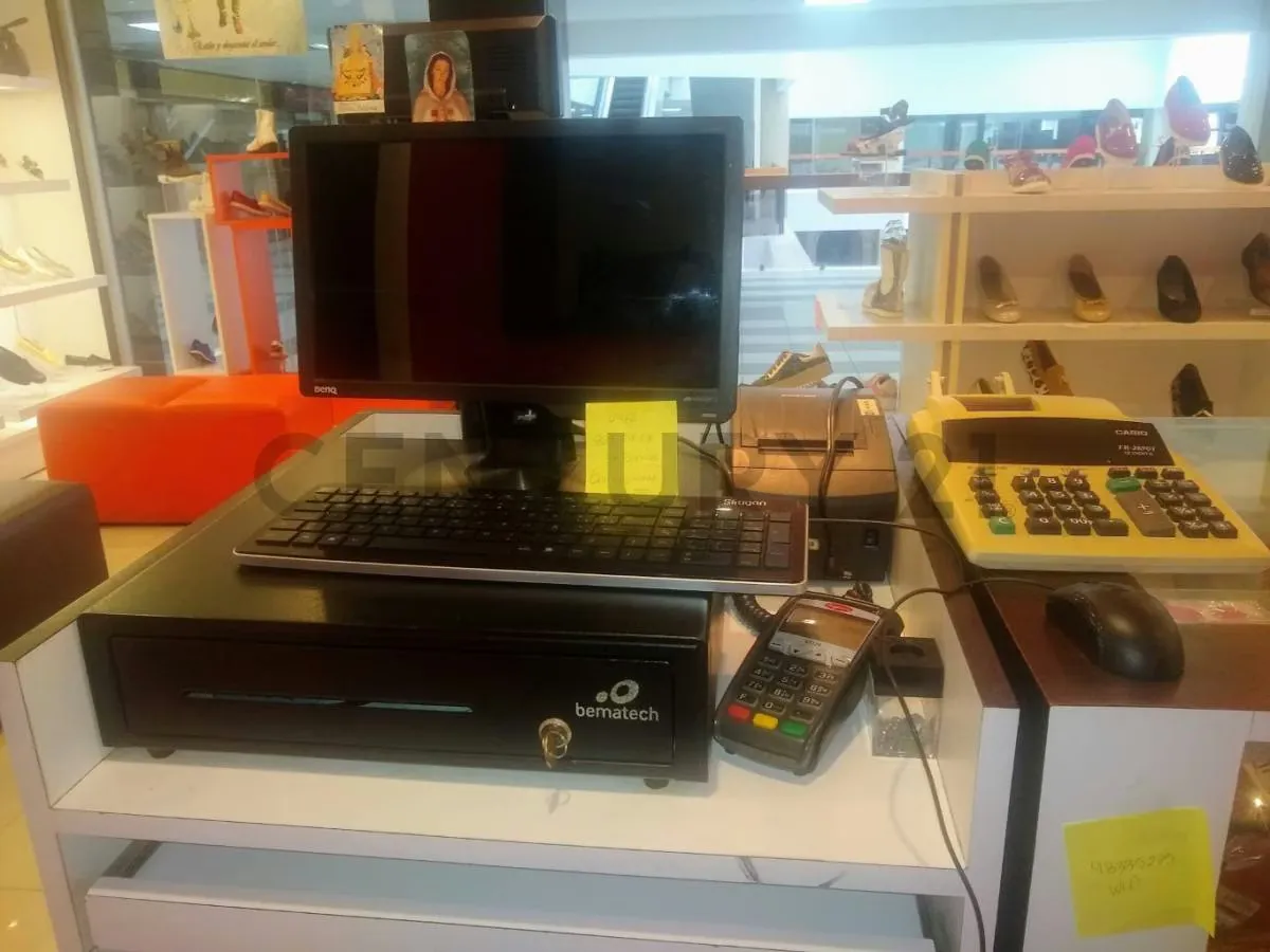 JCC -Se vende local en el C.C Concresa - 6