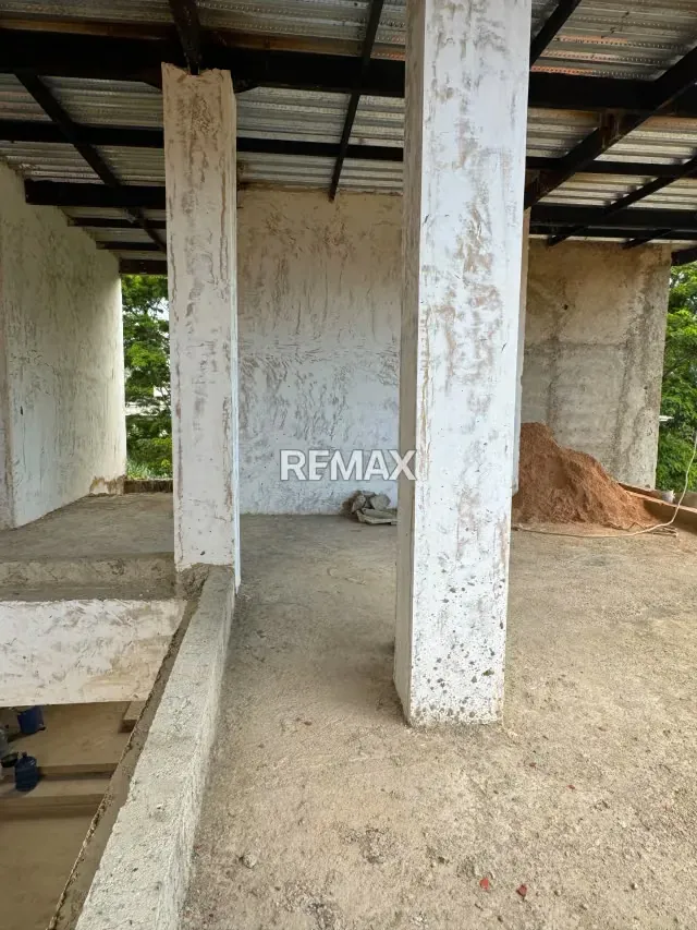 EN VENTA CASA EN LA URB. ALTOS DE GUATAPARO VALENCIA - 14