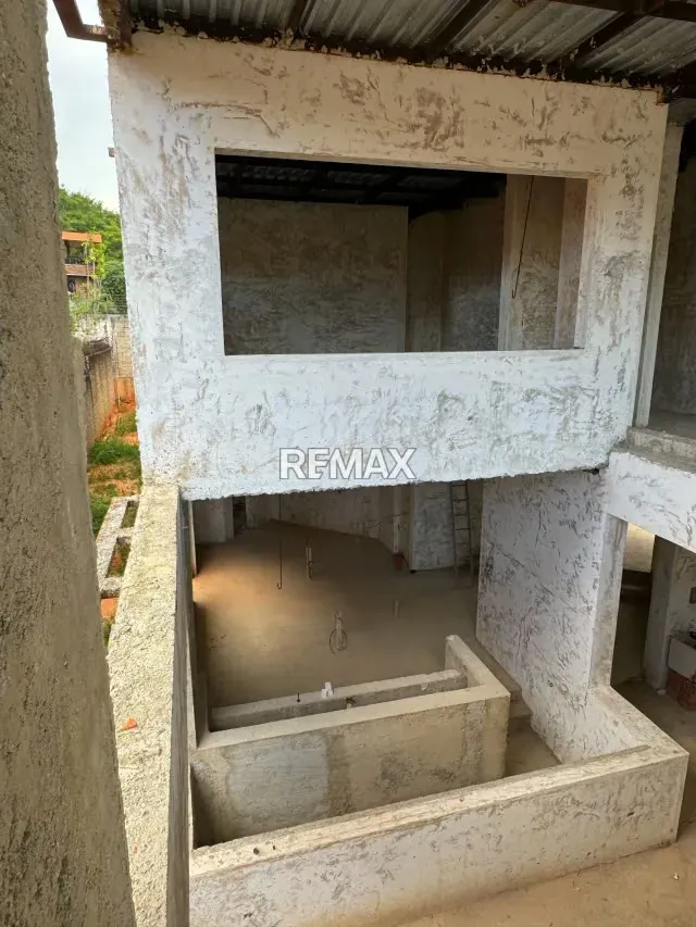 EN VENTA CASA EN LA URB. ALTOS DE GUATAPARO VALENCIA - 2