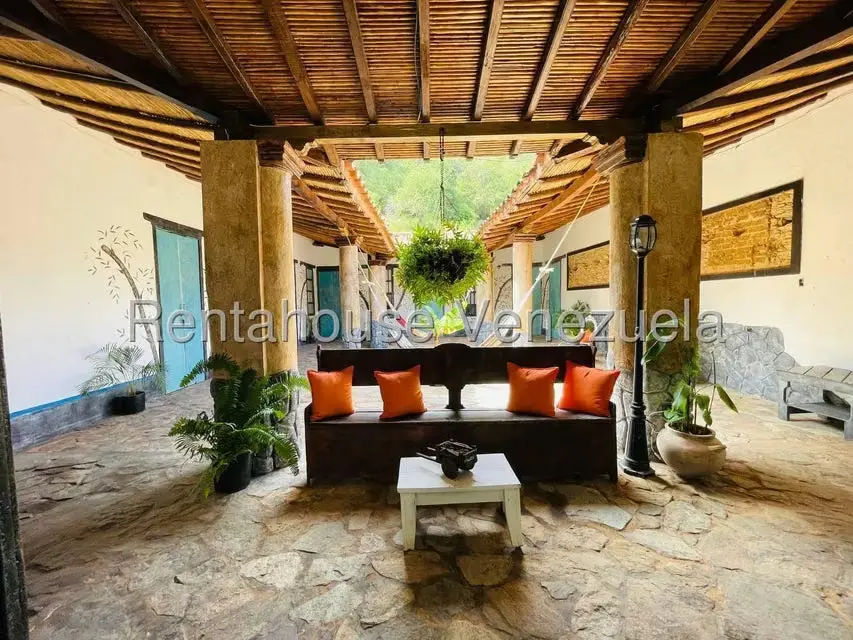 Casa (1 Nivel) en Venta en Calle Principal, Aragua - 13
