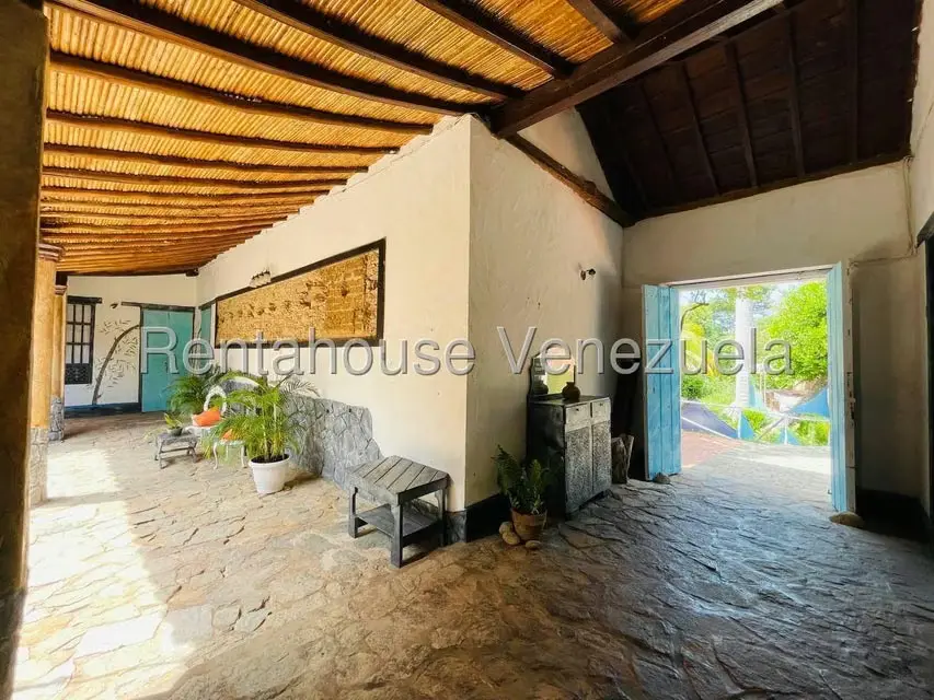 Casa (1 Nivel) en Venta en Calle Principal, Aragua - 15