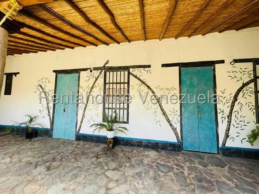 Casa (1 Nivel) en Venta en Calle Principal, Aragua - 18