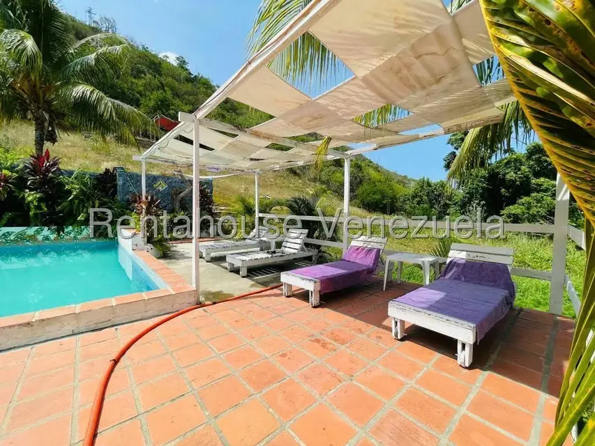 Casa (1 Nivel) en Venta en Calle Principal, Aragua - 33