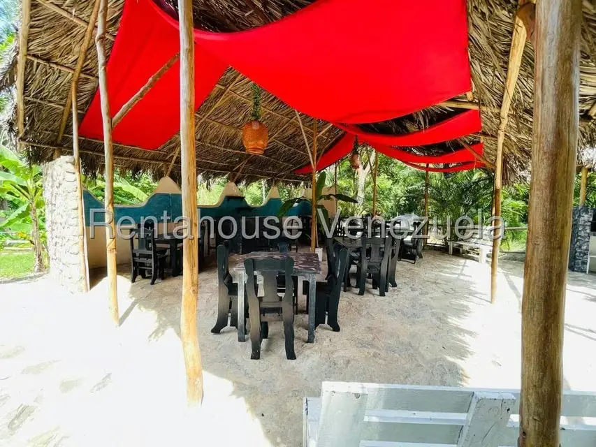 Casa (1 Nivel) en Venta en Calle Principal, Aragua - 45