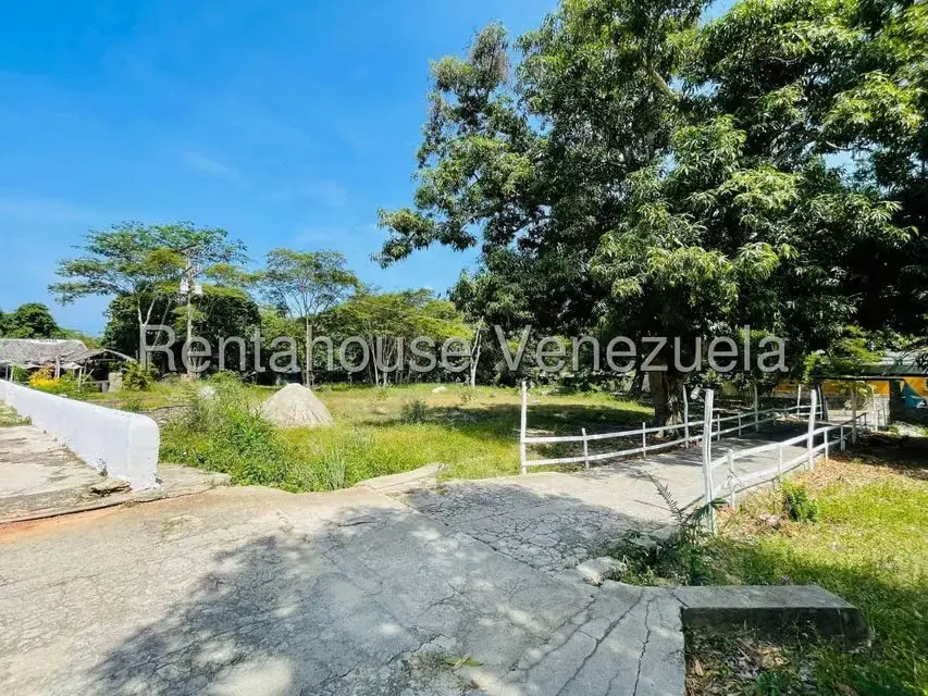 Casa (1 Nivel) en Venta en Calle Principal, Aragua - 54