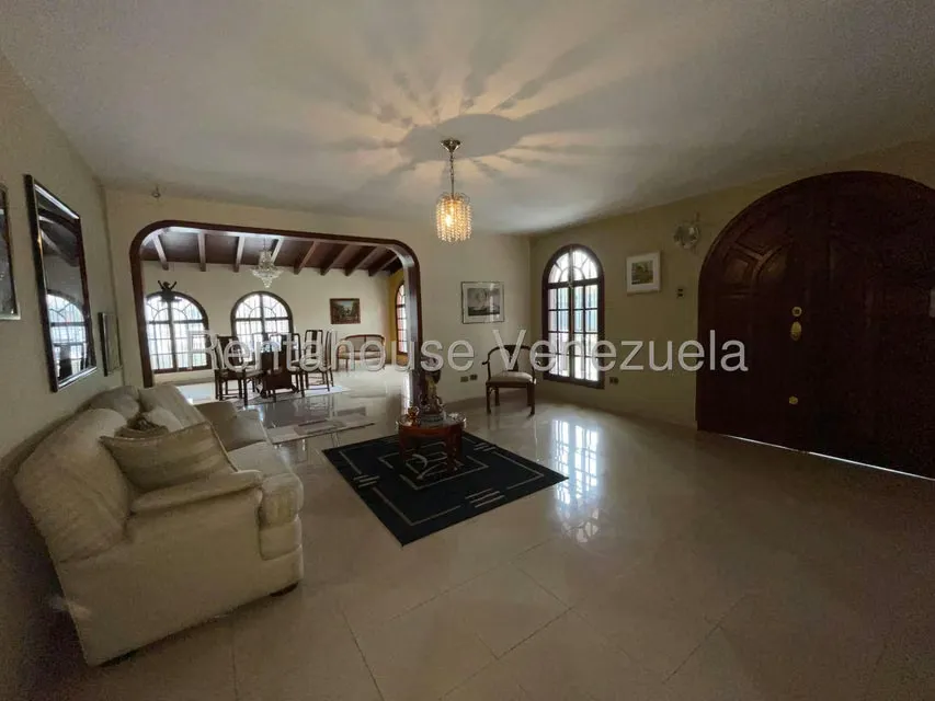 Casa (Duplex) en Venta en Los Castores, Miranda - 11