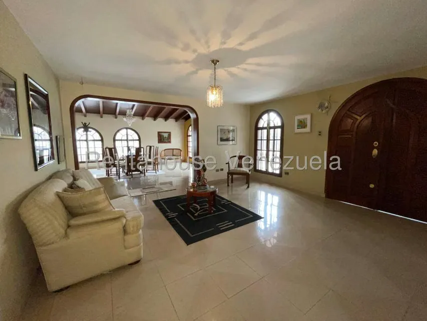 Casa (Duplex) en Venta en Los Castores, Miranda - 12
