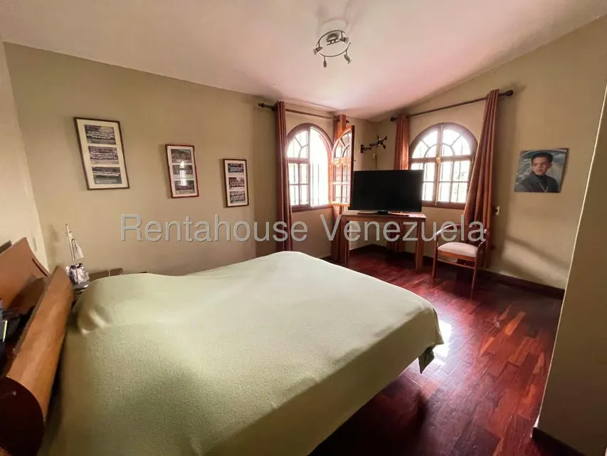 Casa (Duplex) en Venta en Los Castores, Miranda - 27