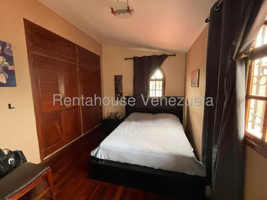 Casa (Duplex) en Venta en Los Castores, Miranda - 29