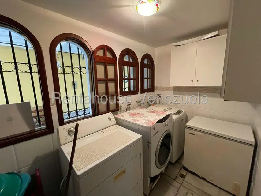 Casa (Duplex) en Venta en Los Castores, Miranda - 33