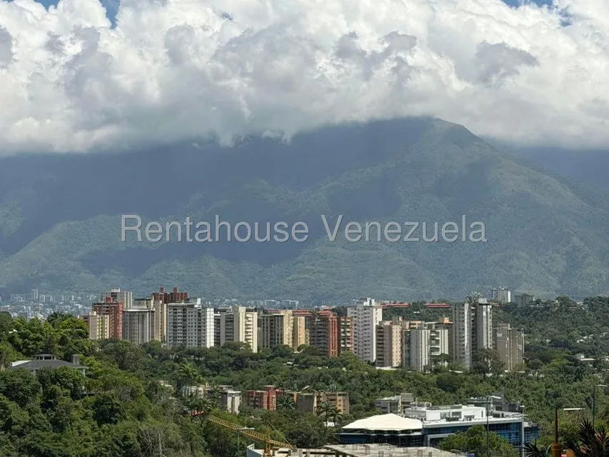 Local Comercial en Alquiler en Cerro Verde, Distrito Metropolitano - 14
