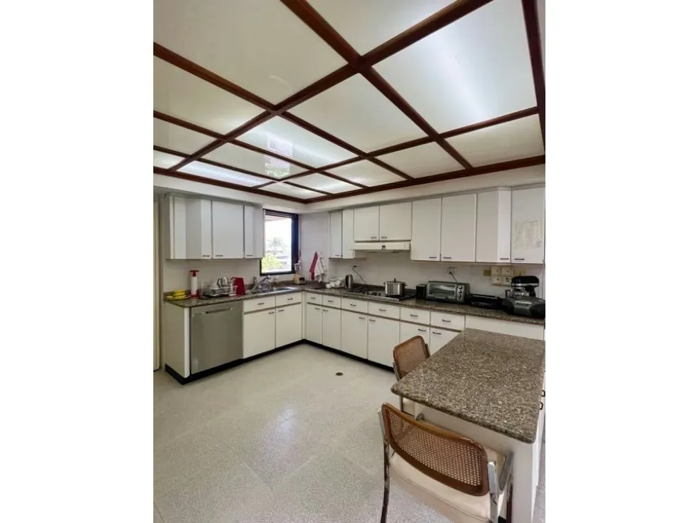 En Venta Apartamento en Los Palos Grandes. Caracas - Chacao - 11
