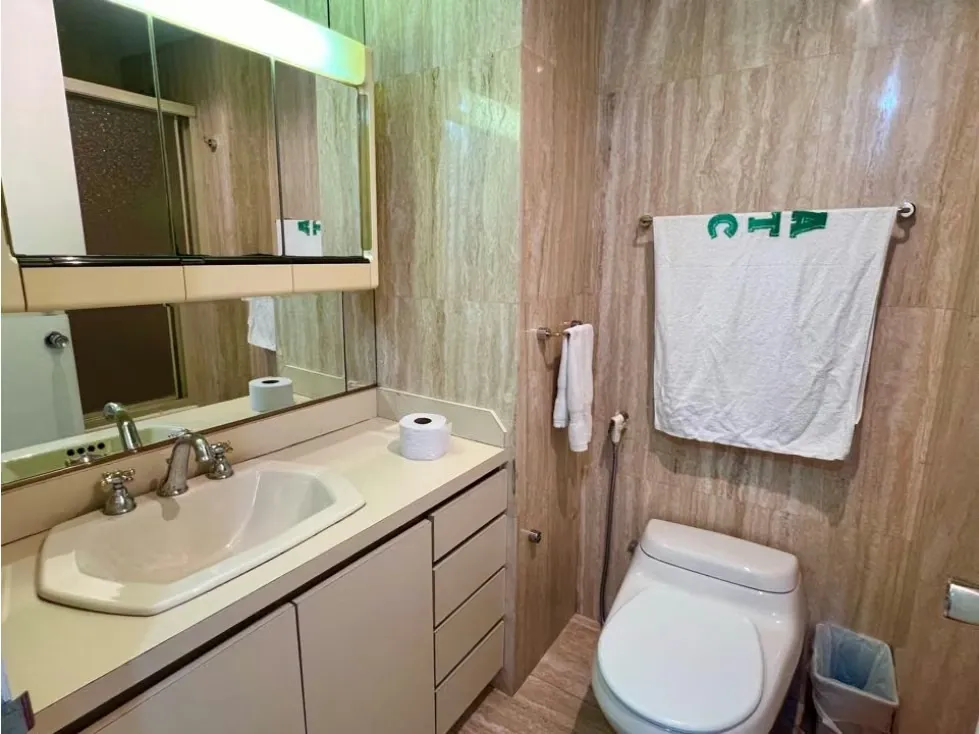 En Venta Apartamento en Los Palos Grandes. Caracas - Chacao - 22