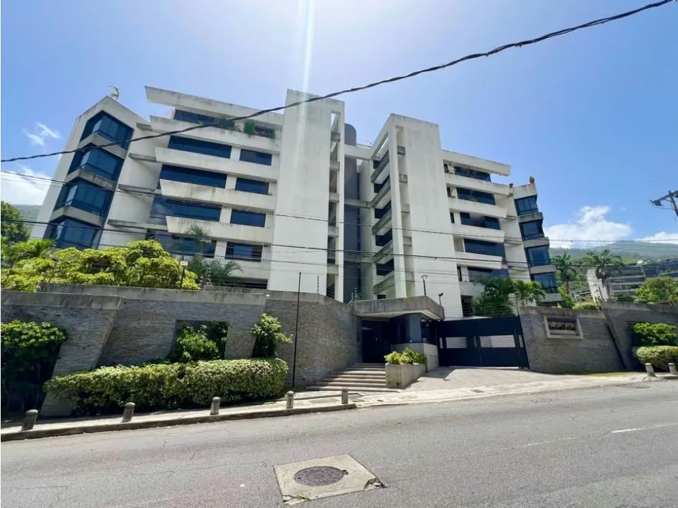 En Venta Apartamento en Los Palos Grandes. Caracas - Chacao - 28