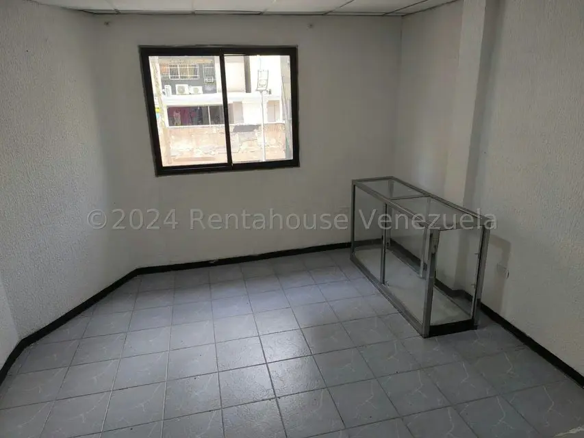 Comercial (Oficina) en Alquiler en Parroquia La Candelaria, Distrito Metropolitano - 4