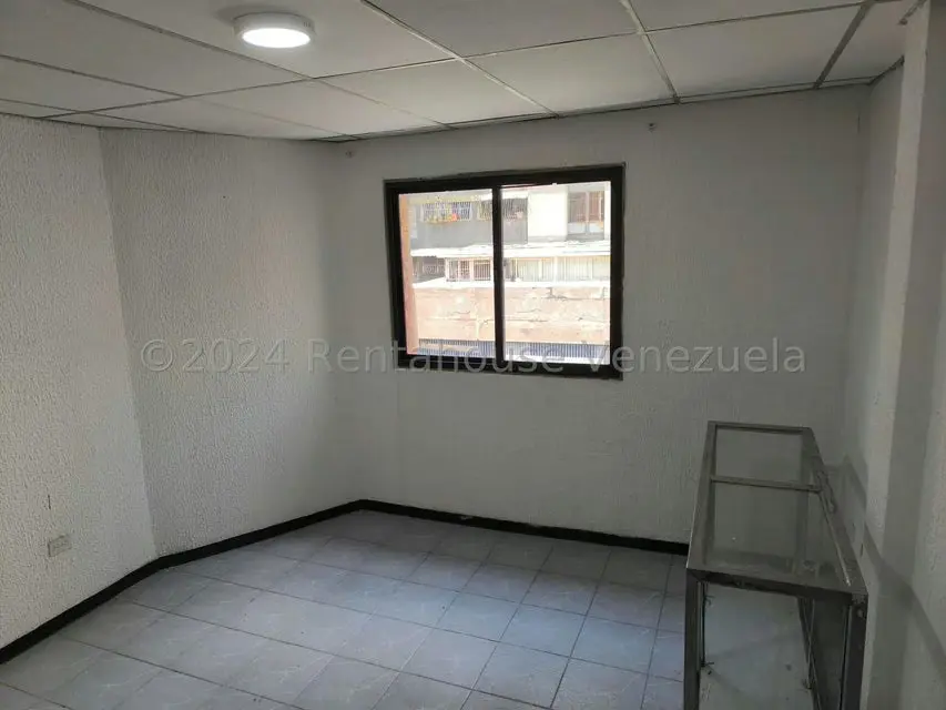 Comercial (Oficina) en Alquiler en Parroquia La Candelaria, Distrito Metropolitano - 5