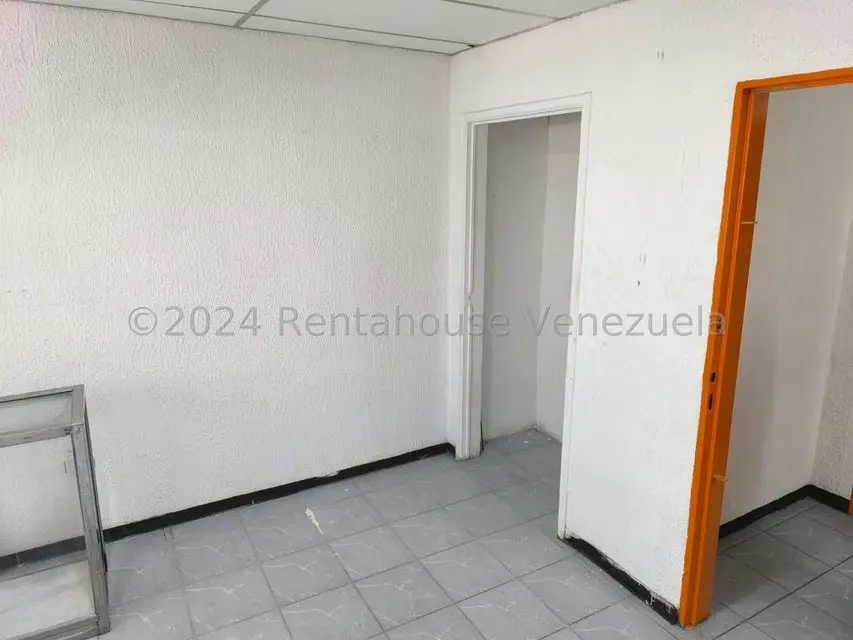 Comercial (Oficina) en Alquiler en Parroquia La Candelaria, Distrito Metropolitano - 6
