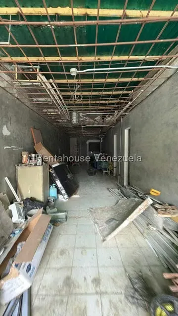 Local Comercial en Alquiler en Santa Monica, Distrito Metropolitano - 12