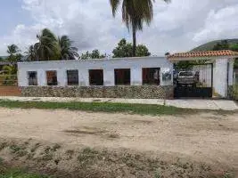 En Venta Casa en El Playon Ocumare De La Costa