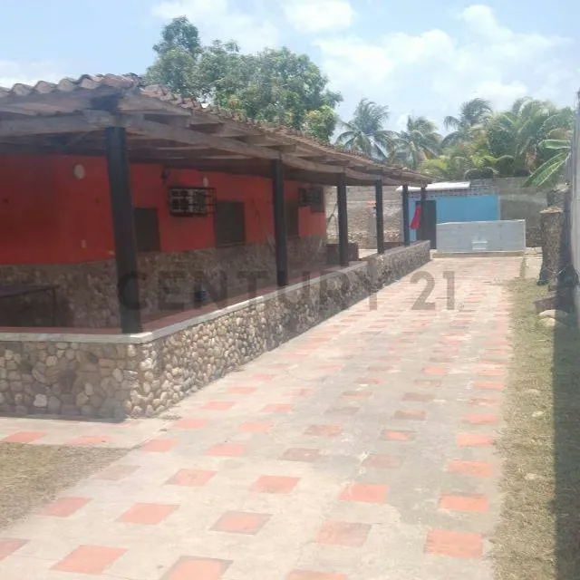 En Venta Casa en El Playon Ocumare De La Costa - 2
