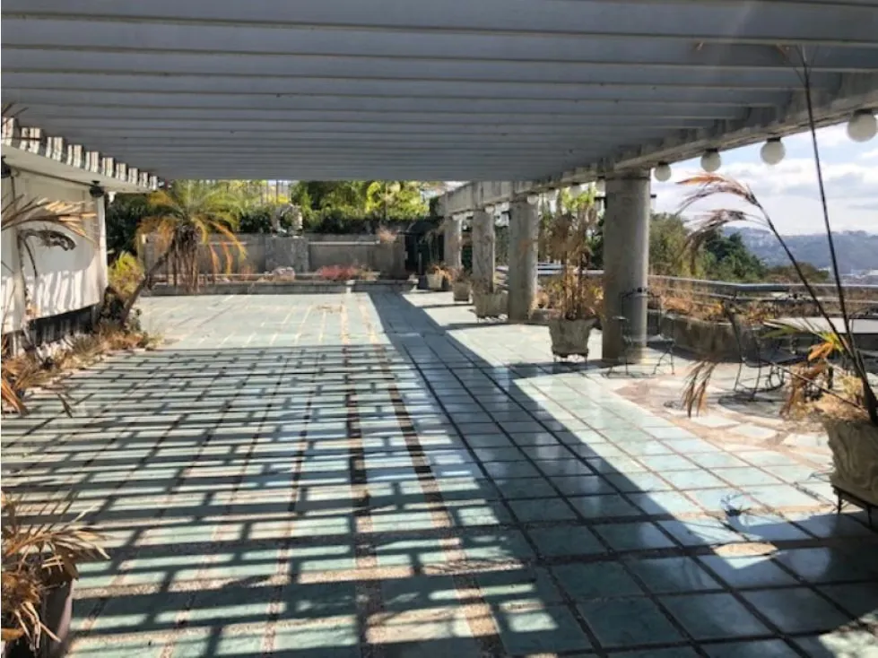 Se Vende Casa 2.070m² 10H+10B+2HS+Piscina-Cumbre de Curumo 8899 - 8