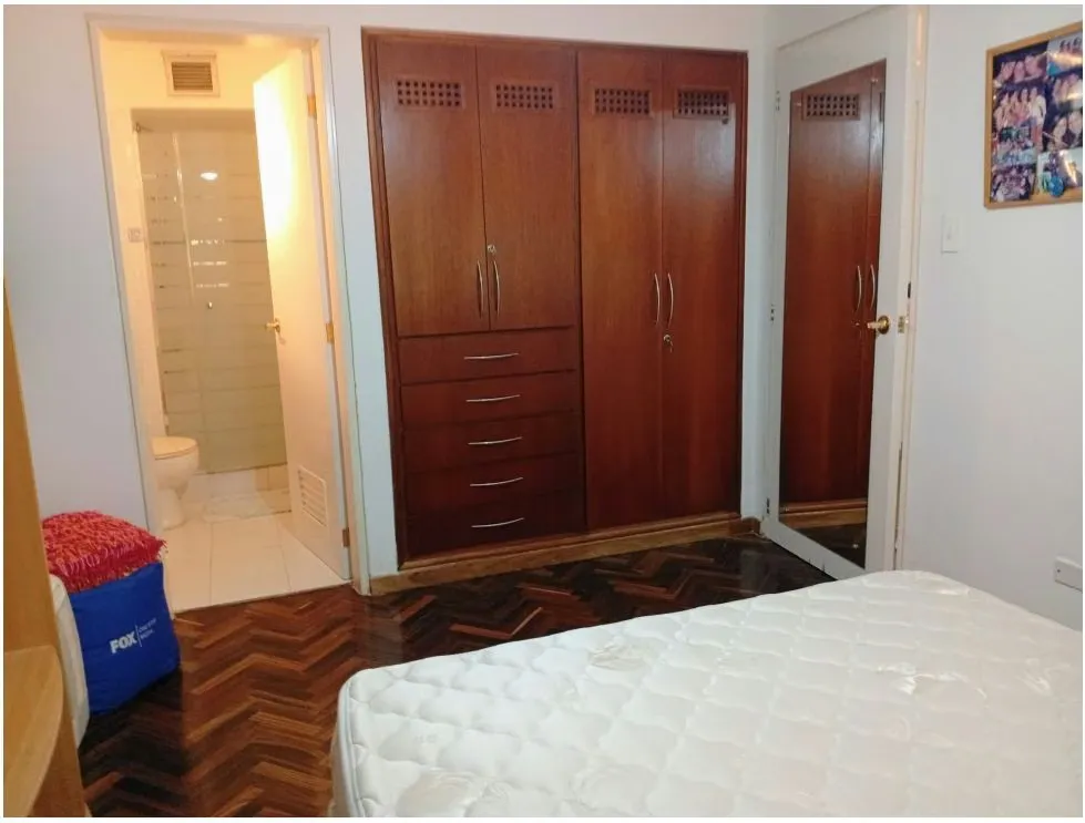 Vendo PB duplex remodelada 395m2 6hab 5b 3p Los Naranjos 6990 - 35