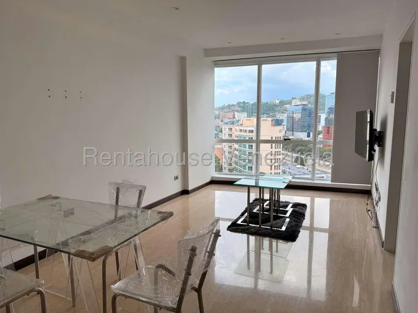 Apartamento (1 Nivel) en Alquiler en El Rosal, Distrito Metropolitano - 7