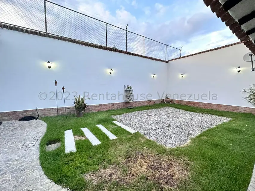 Casa (1 Nivel) en Venta en Parroquia Catedral, Lara - 35