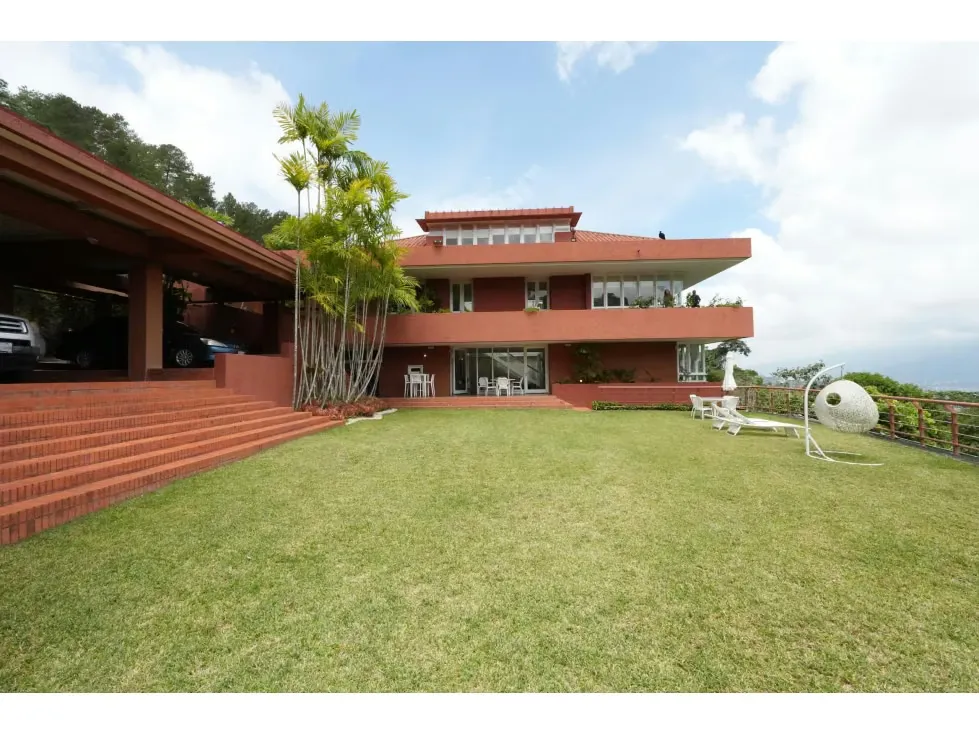 Exclusiva Casa en Alto Hatillo (Calle Cerrada) 900C 1138T