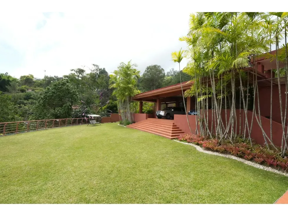 Exclusiva Casa en Alto Hatillo (Calle Cerrada) 900C 1138T - 23