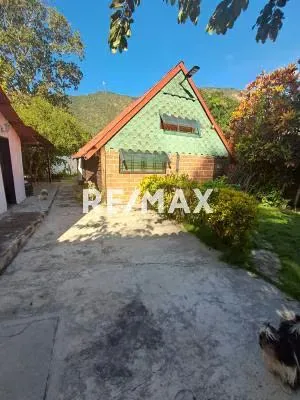 Venta de Chalet en el Sector la Loma 450 M2 ubicado en Choroni Edo Aragua - 2