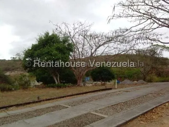 Terreno (Comercial) en Venta en Parroquia Santa Rosa, Lara - 9