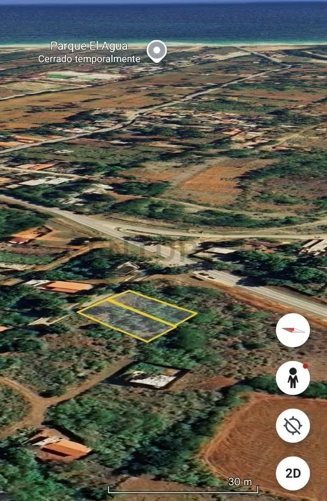 En Venta 2 lotes de terrenos Planos a pie de calle en la Avenida 31 de Julio. - 4