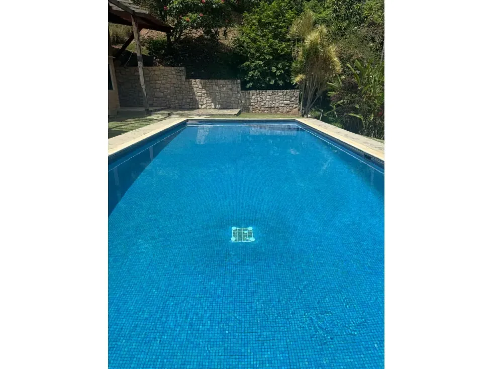 Se vende casa 690m2 Valle Arriba 3922