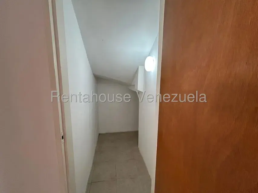 Casa (Duplex) en Venta en Roca Del Valle, Lara - 30