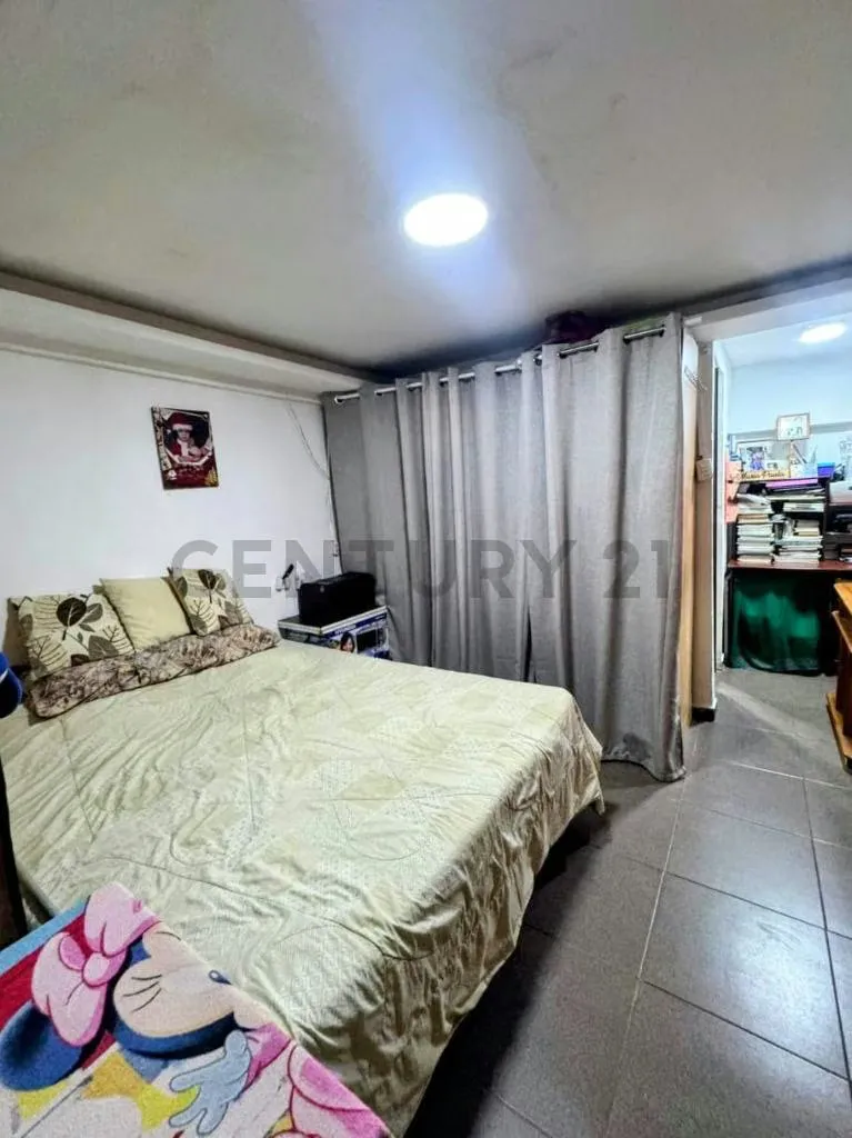 Casa En Venta Av Fuerzas Armadas 45 M2, 2 Pisos - 17