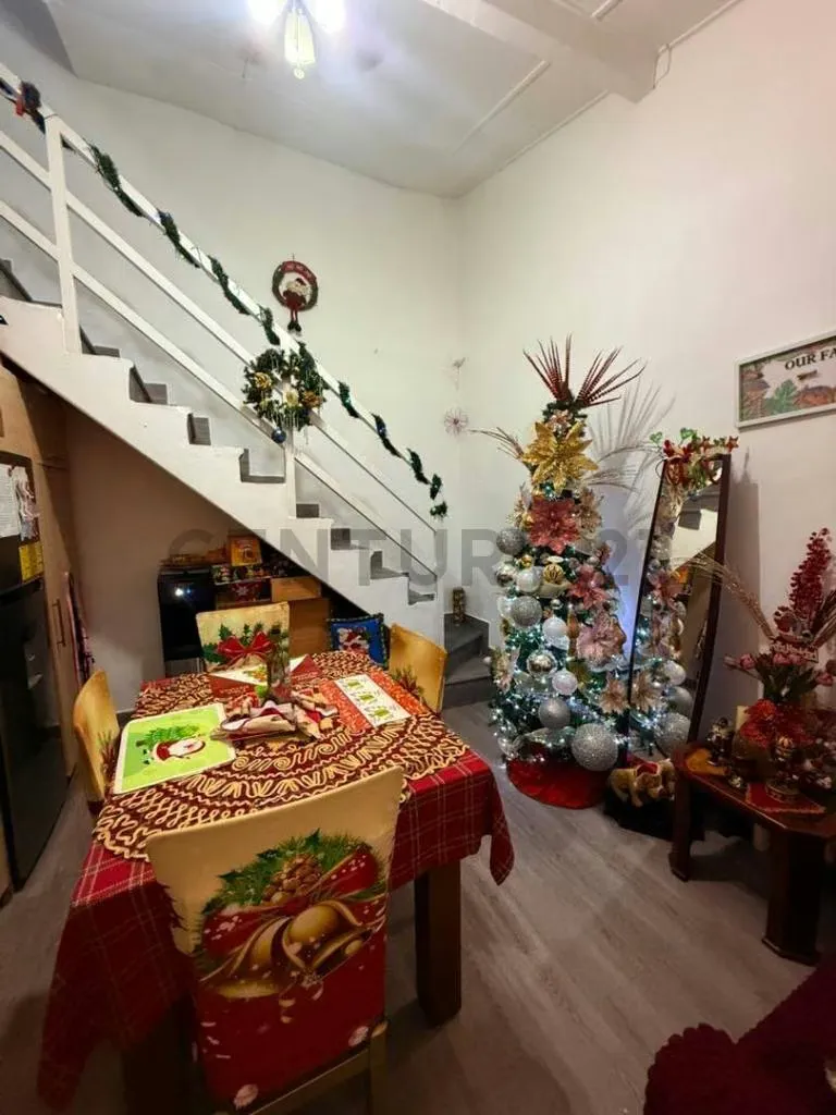Casa En Venta Av Fuerzas Armadas 45 M2, 2 Pisos - 2