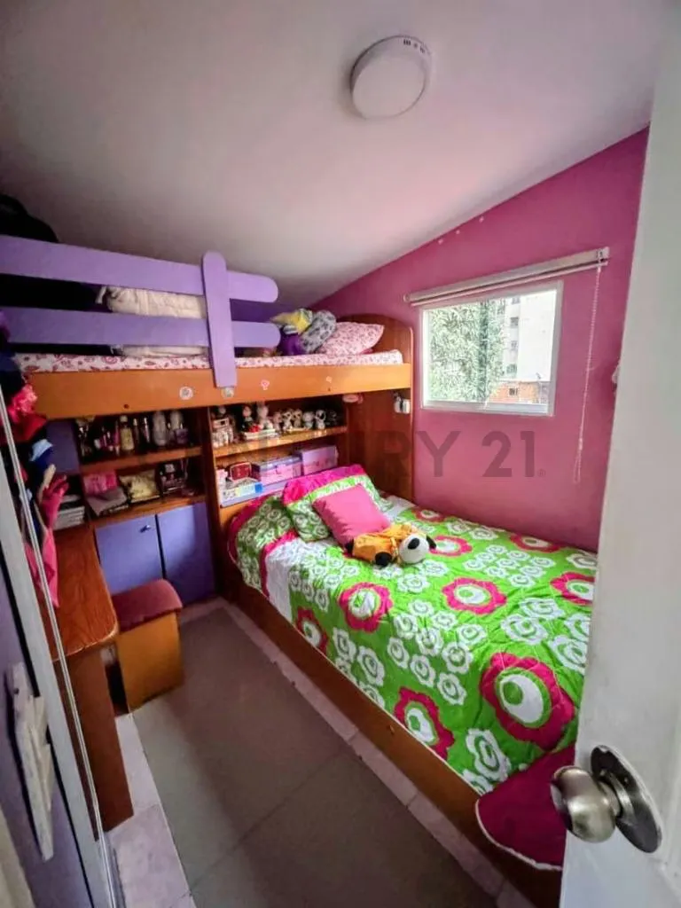 Casa En Venta Av Fuerzas Armadas 45 M2, 2 Pisos - 40