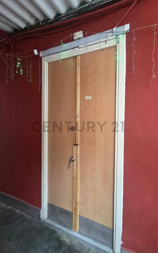 Casa En Venta Av Fuerzas Armadas 45 M2, 2 Pisos - 50