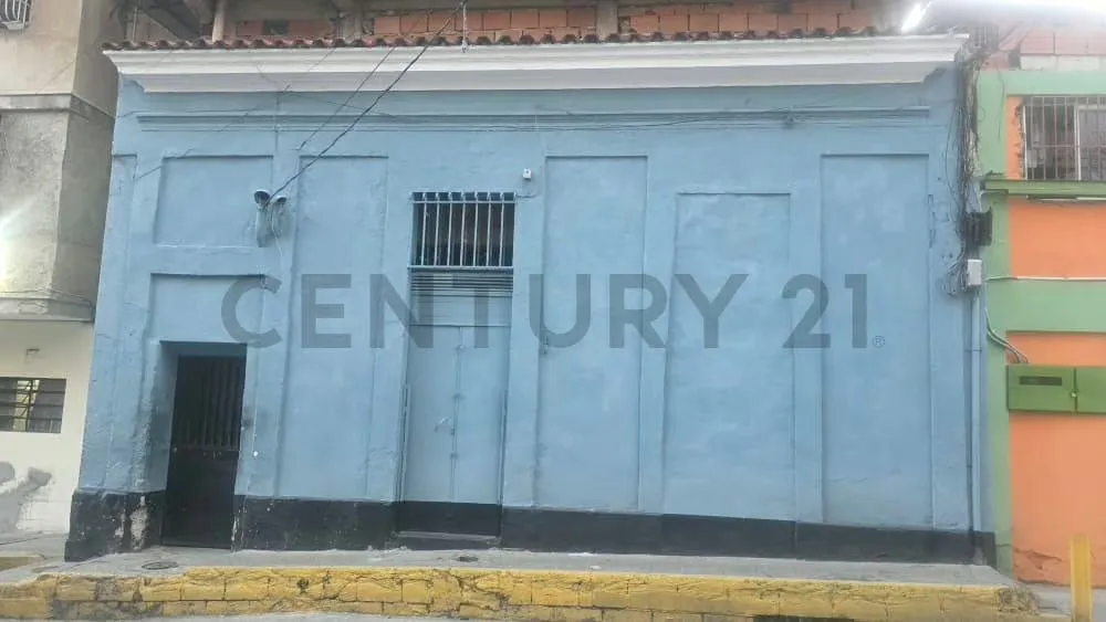 Casa En Venta Av Fuerzas Armadas 45 M2, 2 Pisos - 52