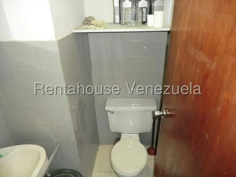 Local Comercial en Alquiler en Menca de Leoni, Miranda - 7