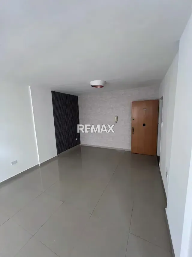 Remodelado Apartamento En Venta En La Trigaleña - 15
