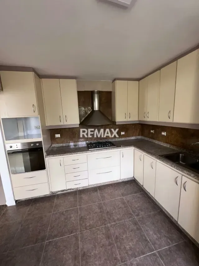 Remodelado Apartamento En Venta En La Trigaleña - 8