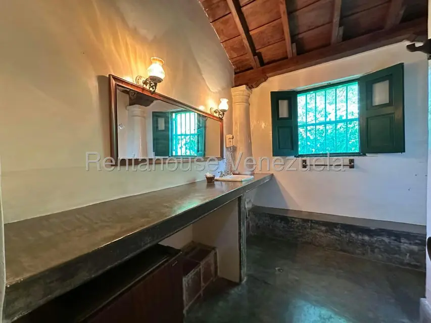 Comercial (Posada) en Venta en Sector El Portete, Aragua - 31