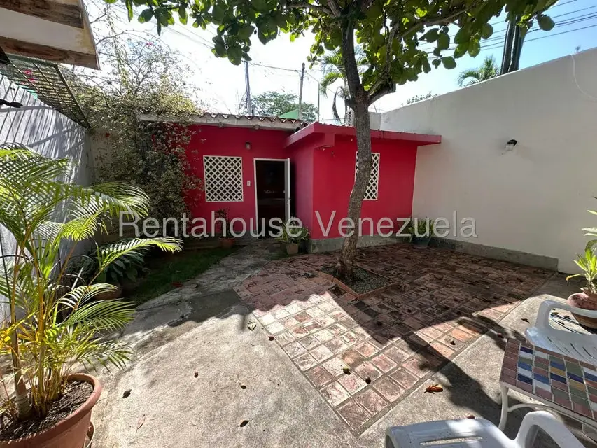 Comercial (Posada) en Venta en Sector El Portete, Aragua - 69