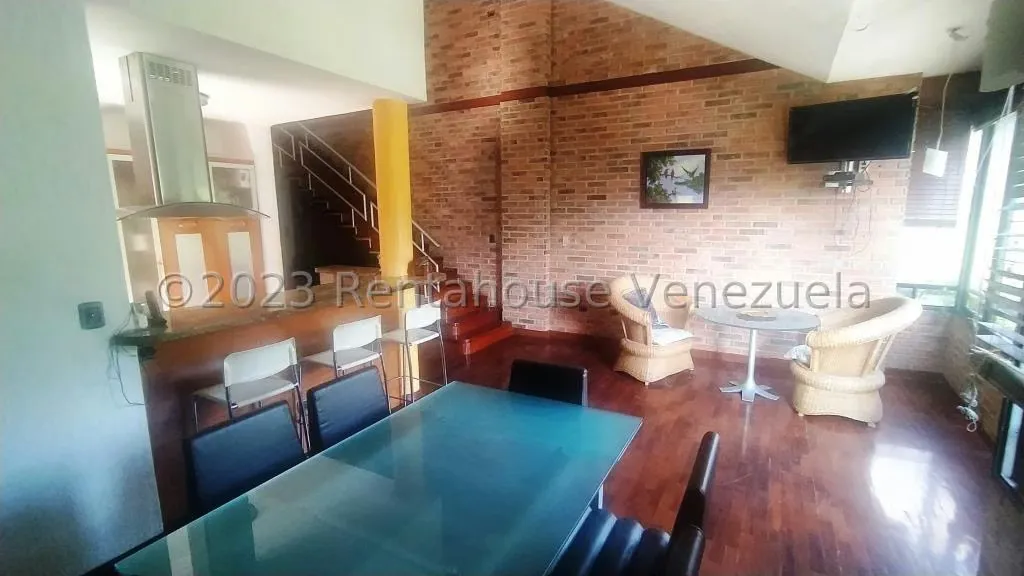 Apartamento (Multiples Niveles) en Venta en Mampote, Miranda - 3