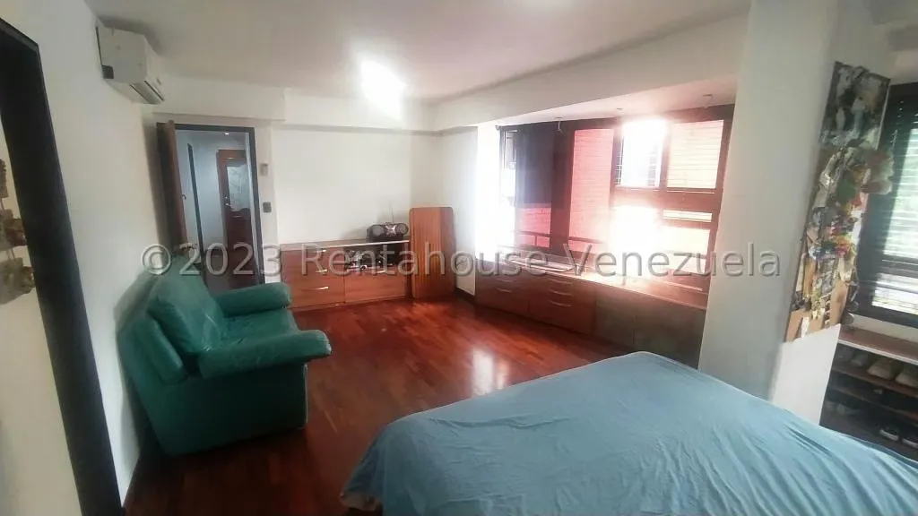 Apartamento (Multiples Niveles) en Venta en Mampote, Miranda - 8