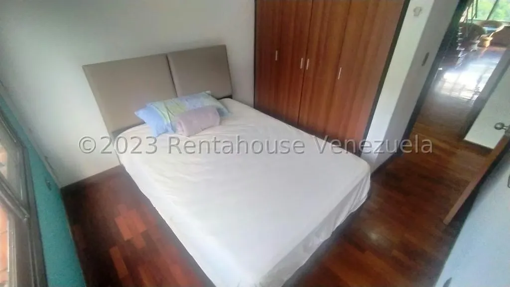 Apartamento (Multiples Niveles) en Venta en Mampote, Miranda - 10