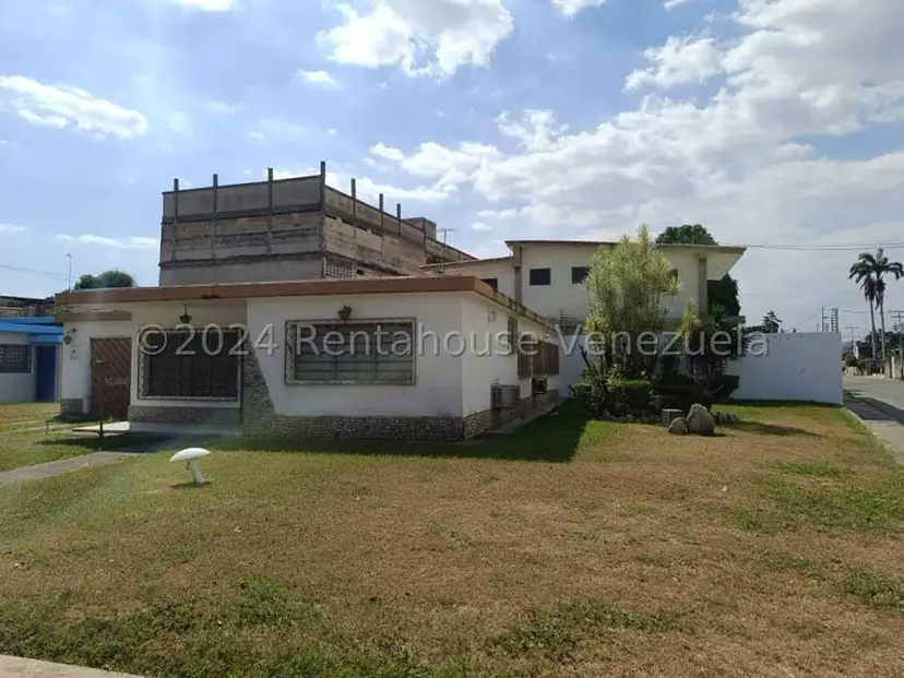 Casa (Multipes Niveles) en Venta en La Coromoto, Aragua