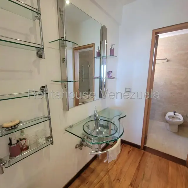 Apartamento (1 Nivel) en Venta en La Tahona, Distrito Metropolitano - 35